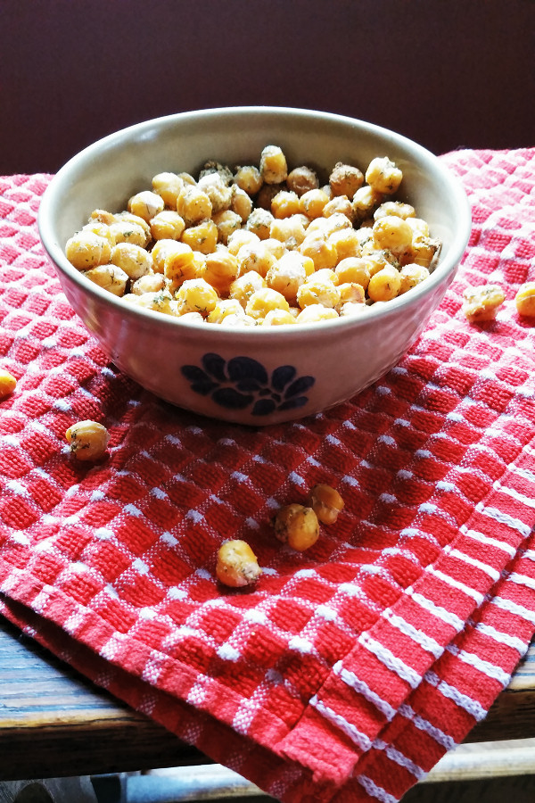 roasted-ranch-chickpeas-3